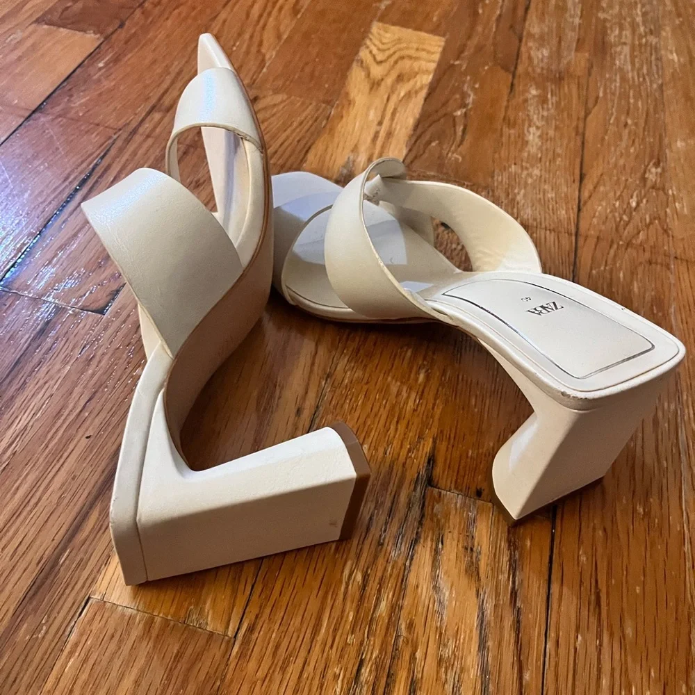 Zara Block Heel Leather Sandal - Picture 2 of 4